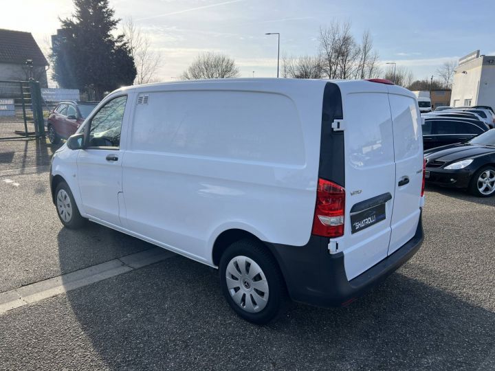 Mercedes Vito III 114 2.2 CDI 136ch 3Places 1erMain GPS Caméra 10,750€ H.T. BLANC - 6