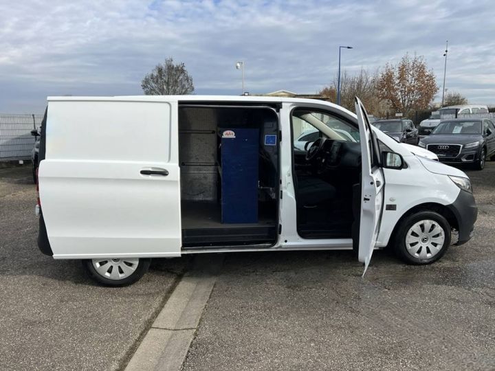 Mercedes Vito III 114 2.2 CDI 136ch 3Places 1erMain GPS Caméra 11,250€ H.T. BLANC - 9