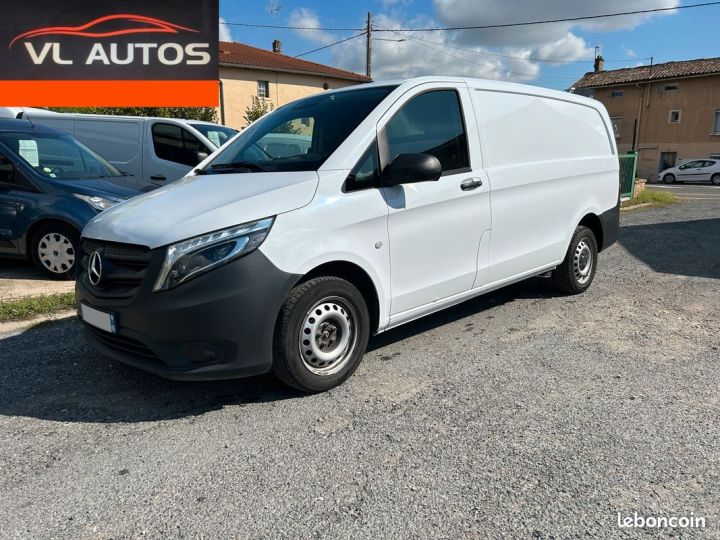 Mercedes Vito Mercedes 114 CDI 136 cv Année 2021 Blanc - 2