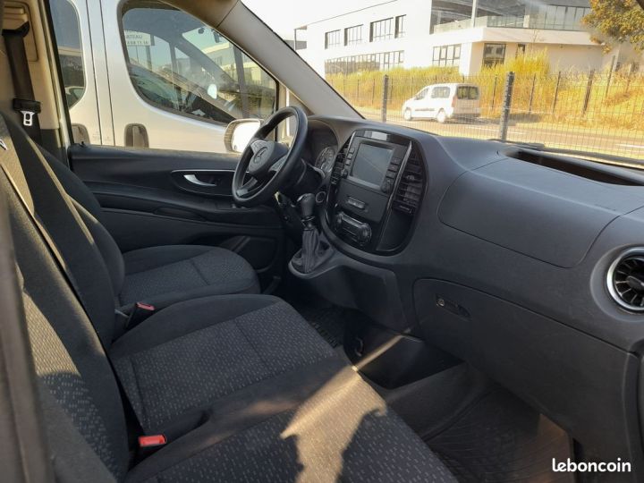 Mercedes Vito Mercedes 114 CDI 136 cv Année 2021 Blanc - 5