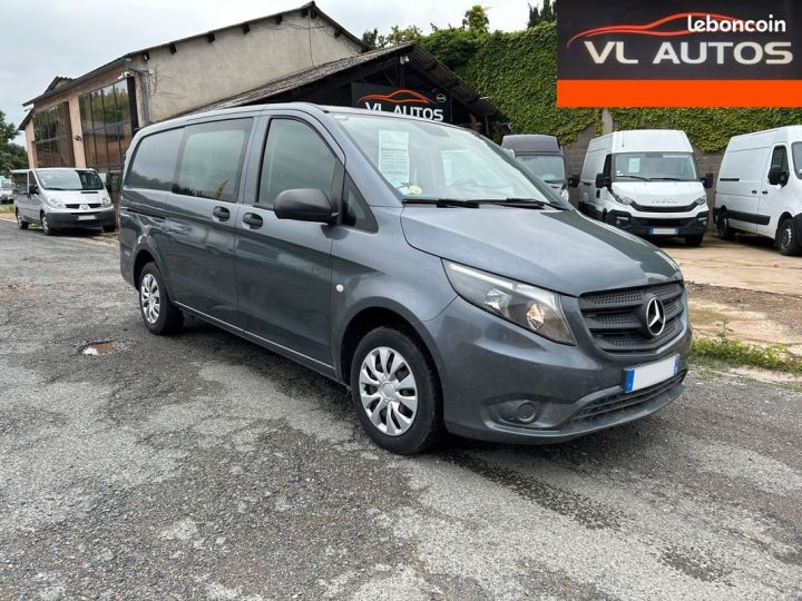 Mercedes Vito Mercedes Long 114 CDI 6 Places 136 cv Année 2015 Gris - 1