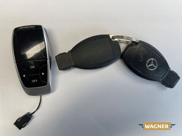 Mercedes Vito Mixto 119 CDI 4MATIC / NAV – ATTELAGE - 1ère main - TVA récup. – Garantie 12 mois Vert foncé - 16