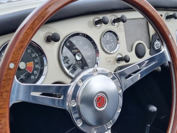 MG MGA A 1500 Roadster 1959 Beige - 2