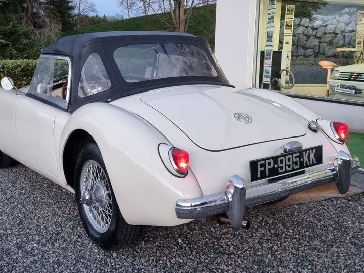 MG MGA A 1500 Roadster 1959 Beige - 4