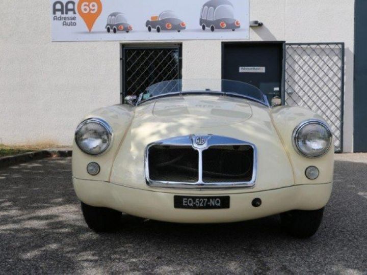 MG MGA A ROADSTER type      Essence BEIGE - 2