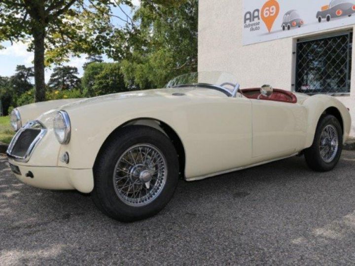 MG MGA A ROADSTER type      Essence BEIGE - 4