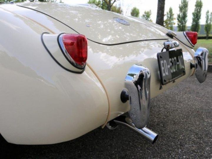 MG MGA A ROADSTER type      Essence BEIGE - 31