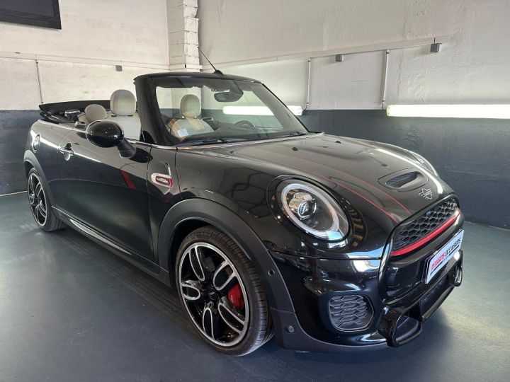 Mini Cabrio III (2) CABRIOLET JCW 231 BVA8 Midnight Black Metallic - 1