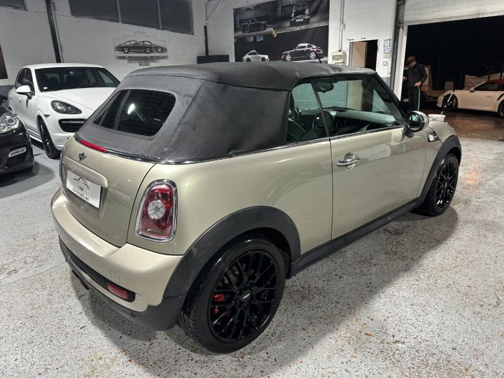 Mini Cabrio MINI CABRIOLET JCW 1.6 211CV BVM / R57 / CHILI /SUPERBE Sparkling Silver Metallic - 4