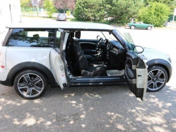 Mini Clubman 1.4 95cv      Essence GRIS PASTEL - 19