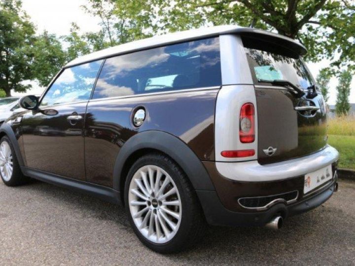 Mini Clubman COOPER S 175CV BVA PACK CHILI     Essence MARRON CHOCOLATE - 24