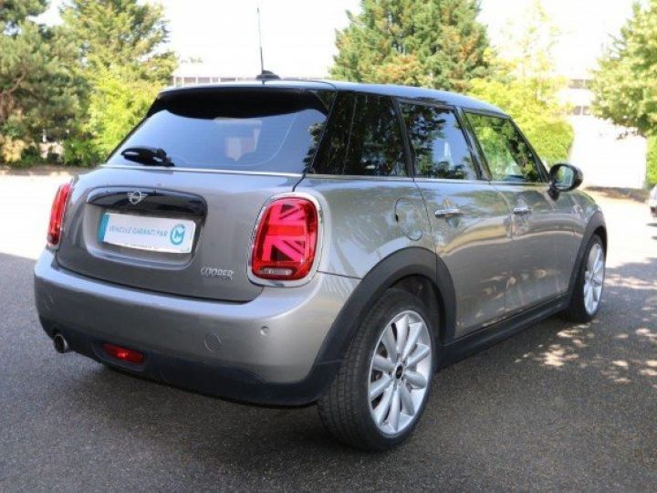 Mini Cooper 1,5 136CV BVA7 5 Portes     Essence GRIS METAL - 27