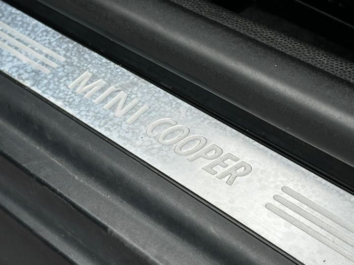 Mini Cooper 1.6 120ch Noir - 16
