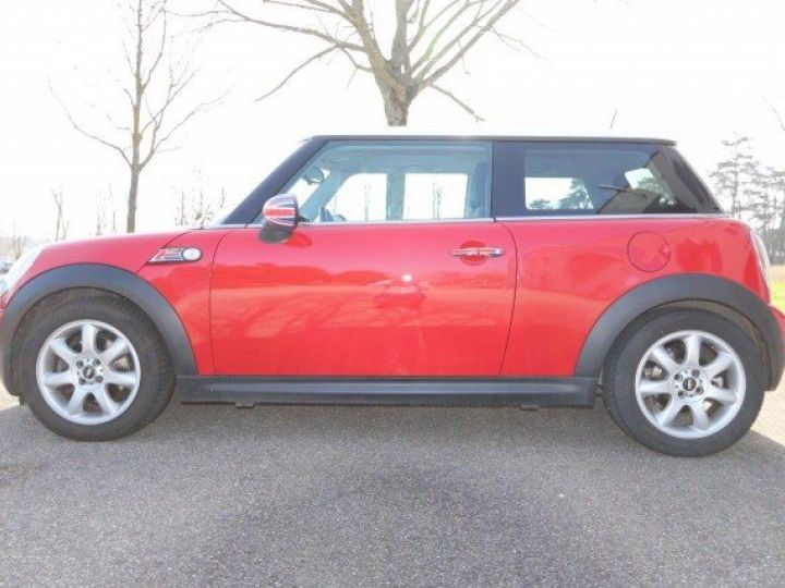 Mini Cooper R56 1.6 120CV BVM6     Essence ROUGE - 7