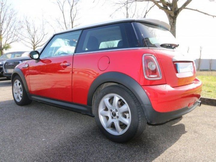 Mini Cooper R56 1.6 120CV BVM6     Essence ROUGE - 15