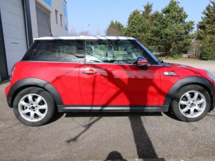 Mini Cooper R56 1.6 120CV BVM6     Essence ROUGE - 20