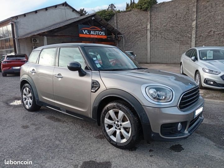 Mini Countryman 1.5 l 136 cv A MARCHAND OU POUR L'EXPORT Beige - 1