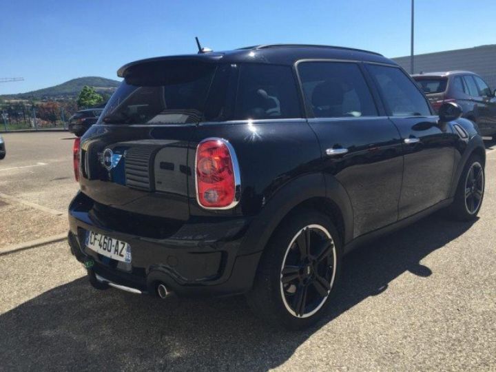 Mini Countryman 2.0 SD 143CV BVA PACK RED HOT CHILI     Diesel NOIR - 25