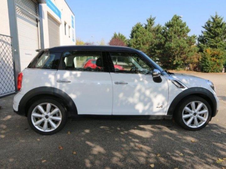 Mini Countryman COOPER S 184 cv ALL4 PACK RED HOT CHILI BVA     Essence BLANC - 21