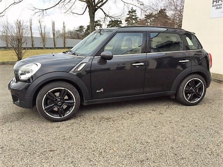 Mini Countryman COOPER S ALL4 184CV PACK RED HOT CHILI      Essence NOIR - 6