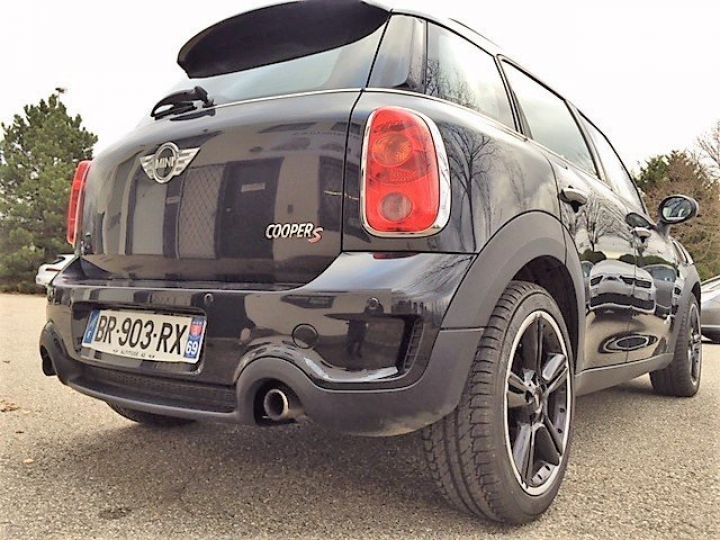 Mini Countryman COOPER S ALL4 184CV PACK RED HOT CHILI      Essence NOIR - 18