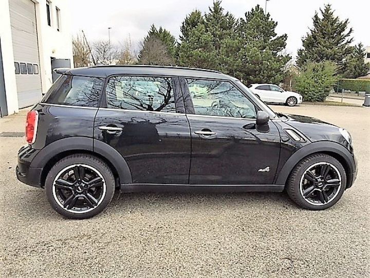 Mini Countryman COOPER S ALL4 184CV PACK RED HOT CHILI      Essence NOIR - 20