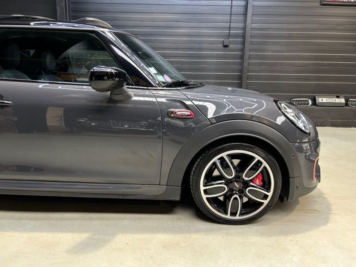 Mini One HATCH 3 PORTES F56 LCI John Cooper Works 231 cv BVA8 - ECHAPPEMENT JCW Gris - 46