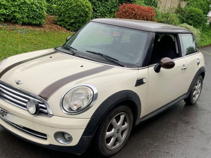 Mini One Mini One 1.4i - 75 One (5 CV) 2009 Beige - 1