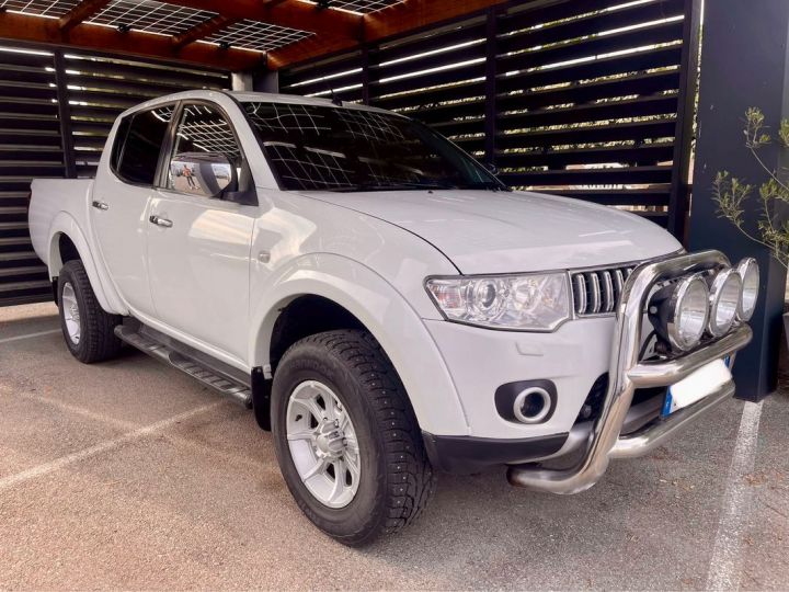 Mitsubishi L200 2.5 did 4wd 178 ch double cab bva Blanc - 1