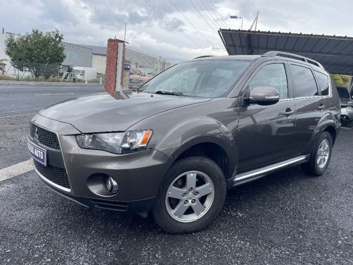 Mitsubishi Outlander 2.2  140cv 4WD  Marron - 1