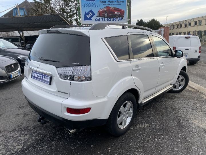 Mitsubishi Outlander 2.2 DI-D 177 Invite 4WD  Blanc - 2