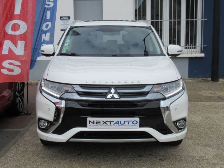 Mitsubishi Outlander PHEV HYBRIDE RECHARGEABLE 200CH INSTYLE Blanc - 6