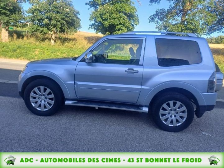 Mitsubishi Pajero COURT III (2) 3.2 DI-D BVA Intense 3P Gris - 6