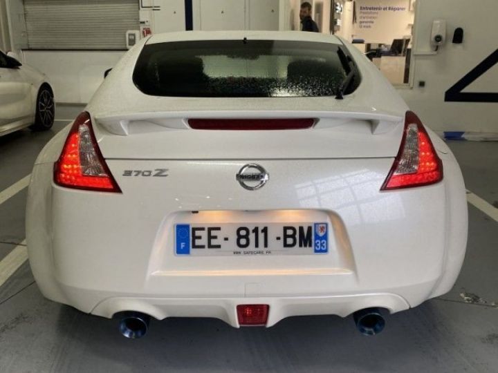 Nissan 370Z 3.7 V6 328CH PACK Blanc - 11