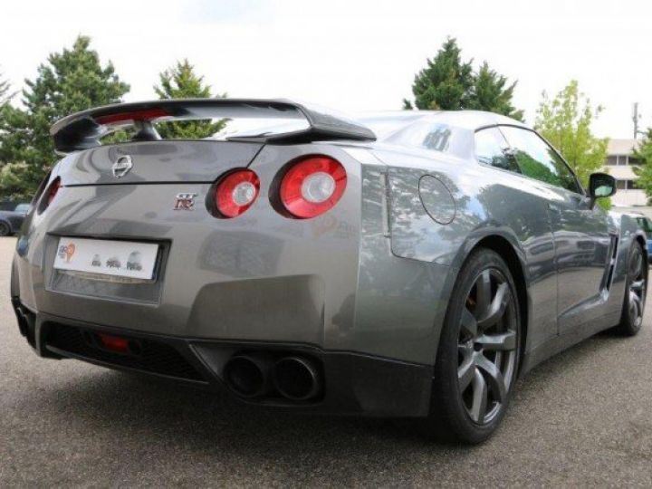 Nissan GT-R 3.8 V6 485 cv PREMIUM EDITION     Essence GRIS METAL - 23