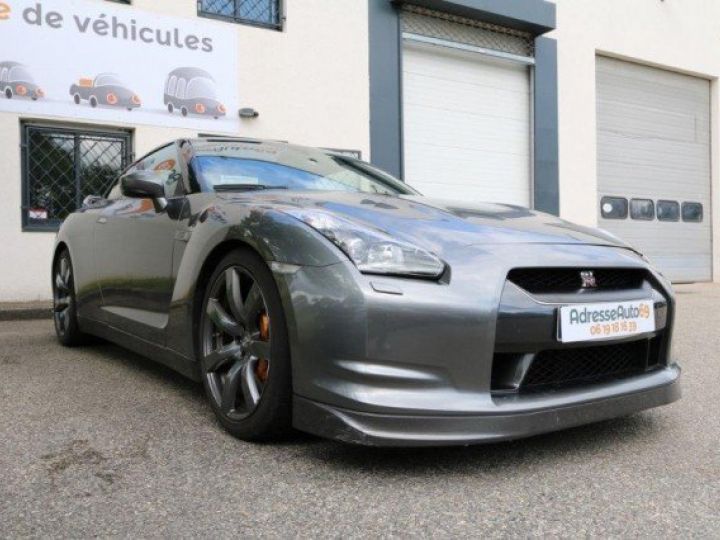 Nissan GT-R 3.8 V6 485 cv PREMIUM EDITION     Essence GRIS METAL - 27