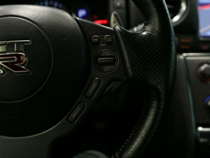 Nissan GT-R Nissan GT-R Black Edition * GPS* Recaro * Bose * 530 Cv  GARANTIE 12 mois Blanc - 8