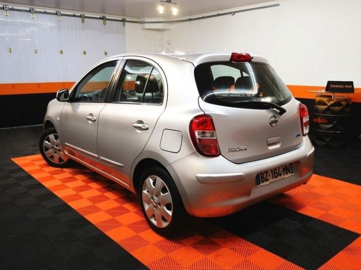 Nissan Micra 1.2 80CH ACENTA Gris C - 3