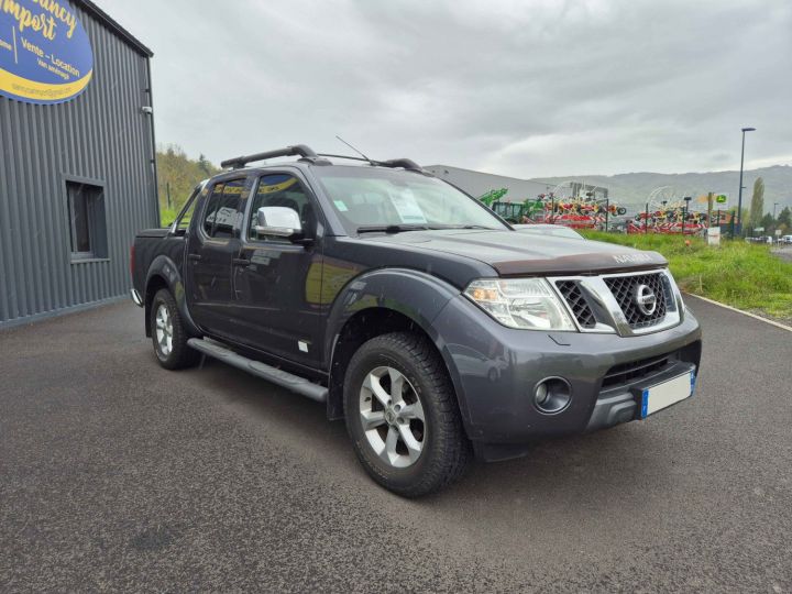 Nissan Navara Nissan Navara 2.5 DCi 190ch King-Cab SE Gris - 16