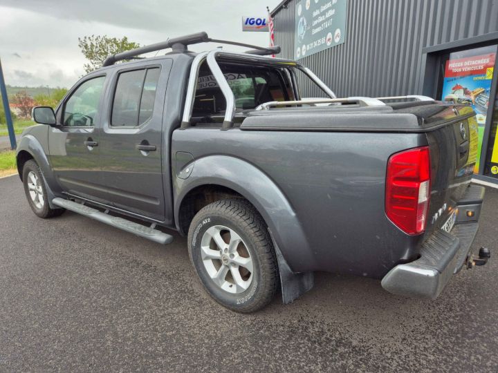 Nissan Navara Nissan Navara 2.5 DCi 190ch King-Cab SE Gris - 17