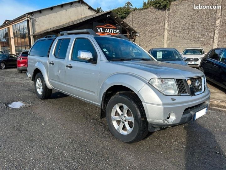 Nissan Navara Pick up 2.5 DCI Double Cabine Année 2008 Pour Exportation ou Pièces Gris - 1