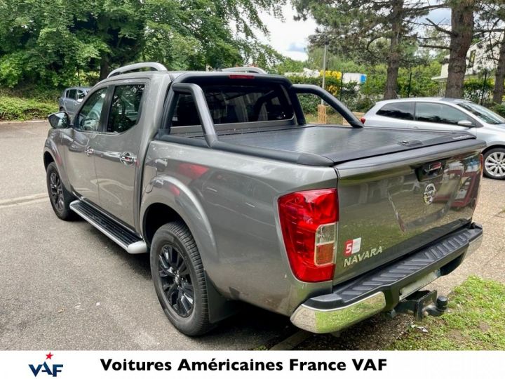 Nissan Navara TEKNA 2.3 DCi 190ch Double-Cab 4x4 Attelage Gris Lunaire Métallisé Vendu - 5