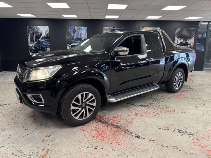 Nissan NP300 Navara 2.3 dCi 160 King-Cab Visia NOIR - 1