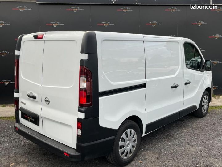 Nissan NV300 FOURGON L1H1 2.0dci 120ch 2,8t N-Connecta Blanc - 4