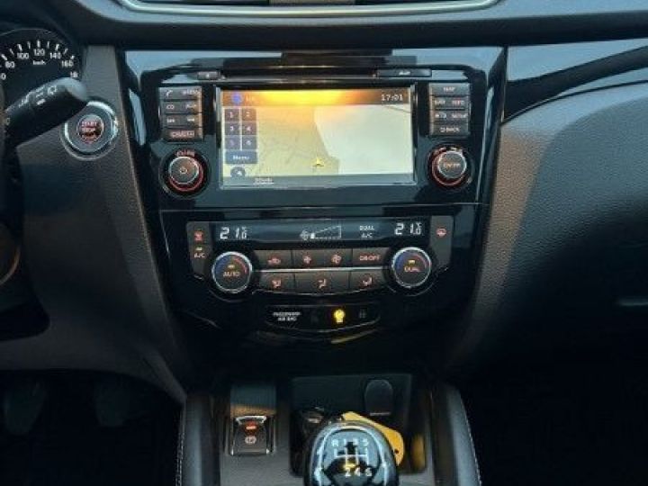 Nissan Qashqai 1.5 DCI 110CH CONNECT EDITION Gris - 9