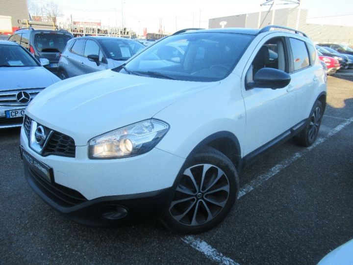 Nissan Qashqai 1.6 dCi 130 Stop/Start All-Mode 4x4-i Connect Edition Blanc - 1