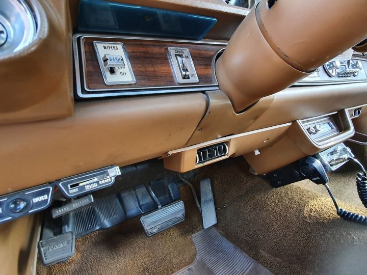 Oldsmobile Cutlass supreme W25 V8 350 32.900 €  - 15