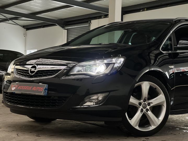 Opel Astra 1.6 TURBO 180CH SPORTS TOURER Noir Métallisé - 15
