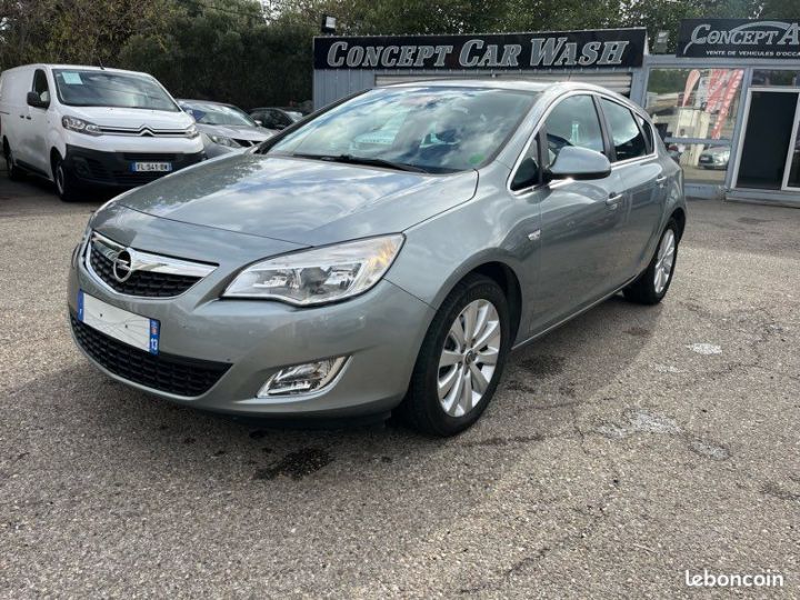 Opel Astra 1.7 cdti 110 cv cosmo Gris Occasion - 2