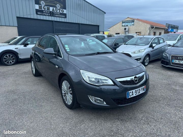 Opel Astra 1.7 cdti 125 ch cosmo fap gps Gris - 1